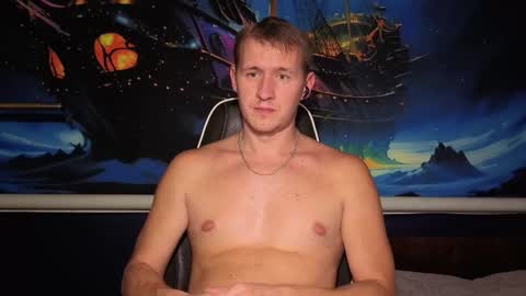 Snapshot of dimastyzzz chatting on 10-29-25, 10:00 Dimetriusen online show from 10-29-25, 10:00