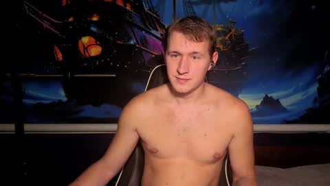 Snapshot of dimastyzzz chatting on 11-25-25, 06:30 Dimetriusen online show from 11-25-25, 06:30