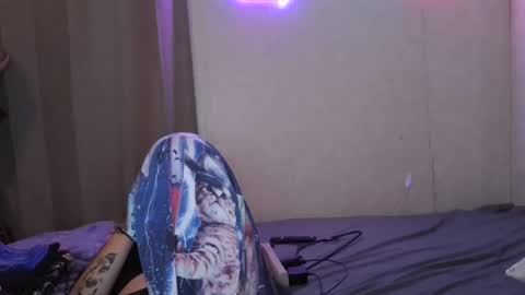 Sofie online show from 10-29-25, 06:26