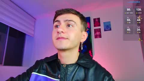 Julian Independent Model online show from 11-25-25, 11:05