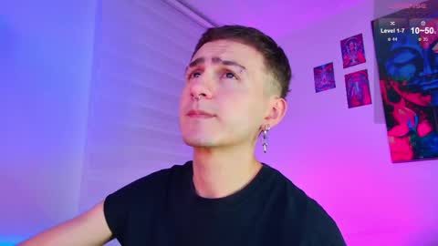 Julian Independent Model online show from 04-03-26, 11:25