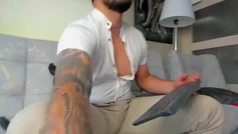 Angel Dimitri online show from 07-25-26, 09:45