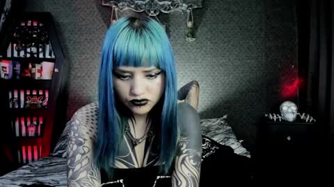 dimmuanddarkness online show from 01-28-25, 05:54