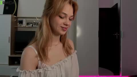 Dina online show from 02-27-26, 08:36