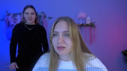 dina_bloom online show from 02-02-26, 08:18