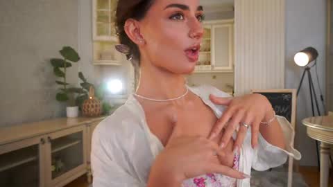Snapshot of dinacaguimbal chatting on 05-23-26, 03:45 Dina and ill be glad to be here with you follow to me online show from 05-23-26, 03:45
