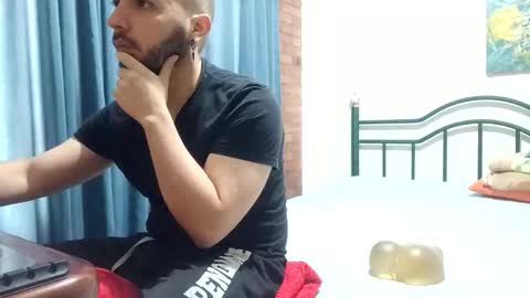 Dincht online show from 05-23-26, 04:44