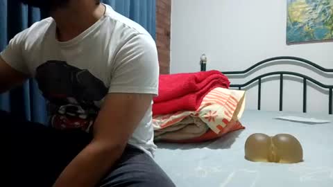 Dincht online show from 06-26-26, 06:18