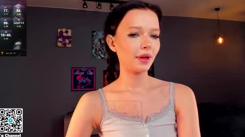 Snapshot of dindin_ chatting on 10-02-25, 07:48 Jessie online show from 10-02-25, 07:48