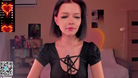 Jessie online show from 12-15-25, 02:21