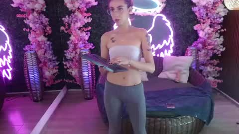 Snapshot of dione_lake chatting on 05-21-26, 12:56 Dion online show from 05-21-26, 12:56