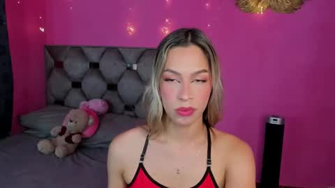 Snapshot of dione_sexyy chatting on 01-26-25, 04:20 IG dionemontecarlo19 online show from 01-26-25, 04:20