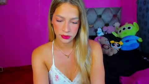 Snapshot of dione_sexyy chatting on 06-23-26, 01:58 IG dionemontecarlo19 online show from 06-23-26, 01:58