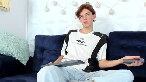 apollo online show from 03-09-25, 01:37