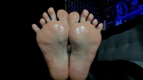 diosa aylaIndependent Model online show from 04-28-26, 02:10