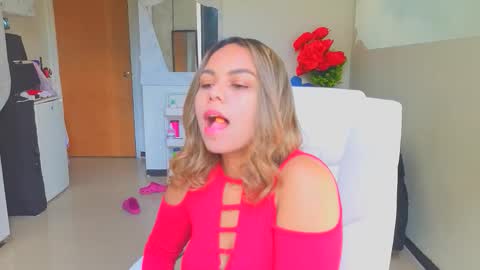 diosadeluniverso_ online show from 12-21-25, 01:51