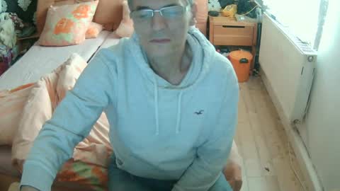 Adam Carla online show from 01-04-25, 12:38