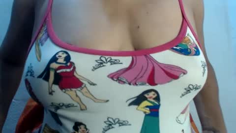 Snapshot of dirtiplay chatting on 10-01-25, 05:30 dirtiplay online show from 10-01-25, 05:30