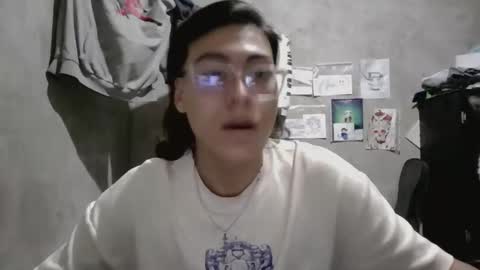 dirty model online show from 04-18-26, 01:42