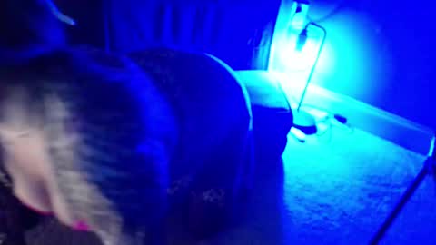 Snapshot of dirtydaisy1998 chatting on 03-01-25, 07:30 Daisy Wylde online show from 03-01-25, 07:30