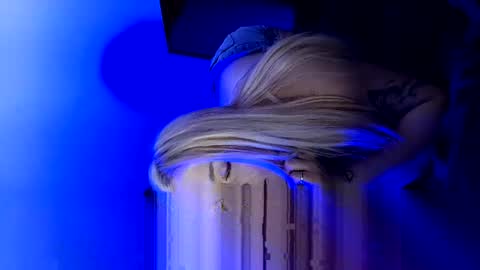 Snapshot of dirtydaisy1998 chatting on 02-22-26, 08:24 Daisy Wylde online show from 02-22-26, 08:24