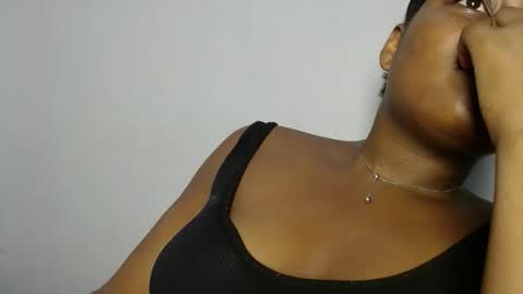 Snapshot of dirtydesirebabe chatting on 12-01-25, 04:17 dirtydesirebabe online show from 12-01-25, 04:17