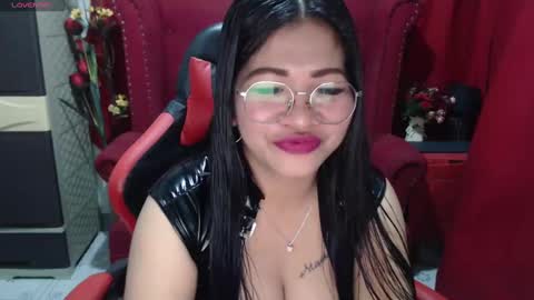 Snapshot of dirtyfungirl chatting on 12-03-24, 01:54 LatexQueen online show from 12-03-24, 01:54