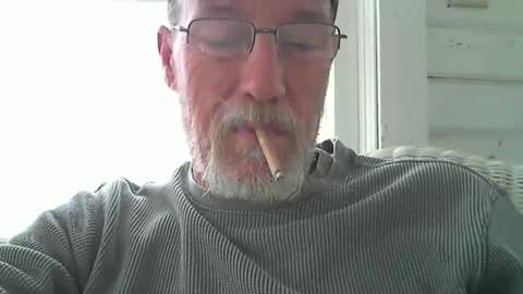 Snapshot of dirtynastyoldman chatting on 03-03-25, 09:26 dirtynastyoldman online show from 03-03-25, 09:26