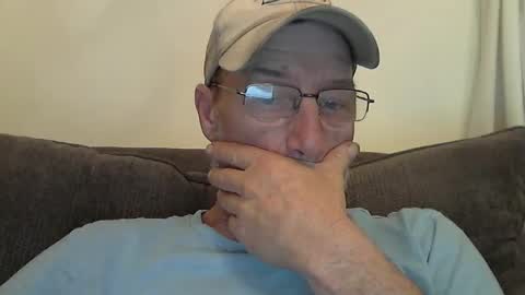 Snapshot of dirtynastyoldman chatting on 03-09-25, 03:11 dirtynastyoldman online show from 03-09-25, 03:11