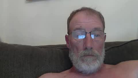 Snapshot of dirtynastyoldman chatting on 09-17-25, 02:57 dirtynastyoldman online show from 09-17-25, 02:57