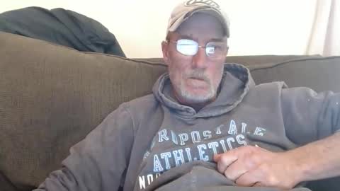 Snapshot of dirtynastyoldman chatting on 04-01-26, 04:59 dirtynastyoldman online show from 04-01-26, 04:59