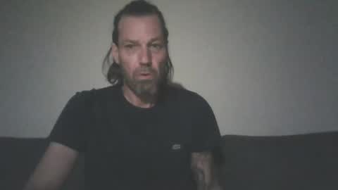 Snapshot of dirtyroccoxxx chatting on 10-11-25, 01:38 DIRTYROCCOJENNY online show from 10-11-25, 01:38