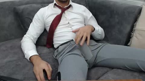 dirtyybooyy77 online show from 11-01-25, 11:07