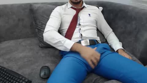 dirtyybooyy77 online show from 11-08-25, 11:03