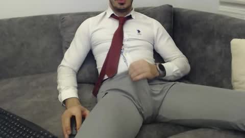 dirtyybooyy77 online show from 03-10-26, 11:21