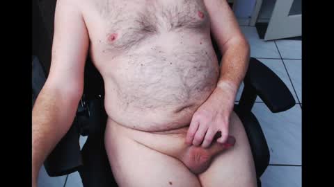 Snapshot of disabledhornyguy chatting on 04-02-26, 06:49 Norm online show from 04-02-26, 06:49