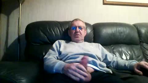 Snapshot of discovery63 chatting on 02-02-25, 06:10 discovery63 online show from 02-02-25, 06:10