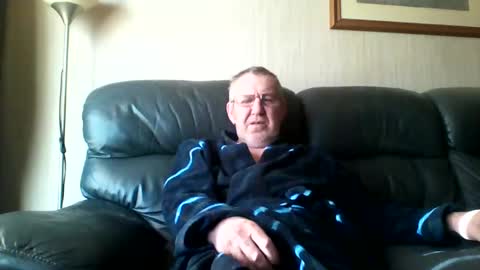 Snapshot of discovery63 chatting on 02-06-25, 12:26 discovery63 online show from 02-06-25, 12:26