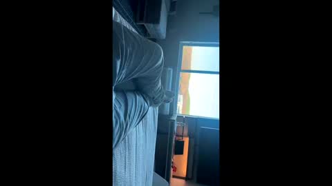 Snapshot of discreetdsm77 chatting on 11-12-25, 09:14 ClosetedDiscreetXec online show from 11-12-25, 09:14