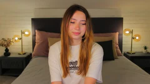 Snapshot of disha_angel chatting on 06-10-26, 07:07 Disha Angel online show from 06-10-26, 07:07