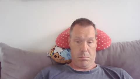 Snapshot of disney0988 chatting on 07-26-26, 08:43 disney0988 online show from 07-26-26, 08:43