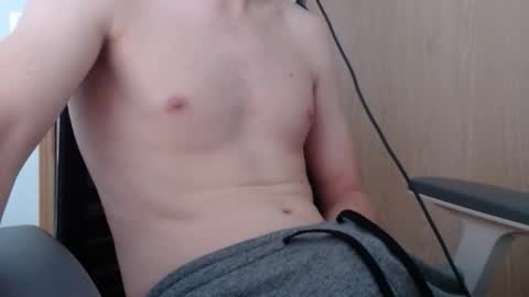 Snapshot of disorderlyslut chatting on 11-10-25, 04:50 disorderlyslut online show from 11-10-25, 04:50