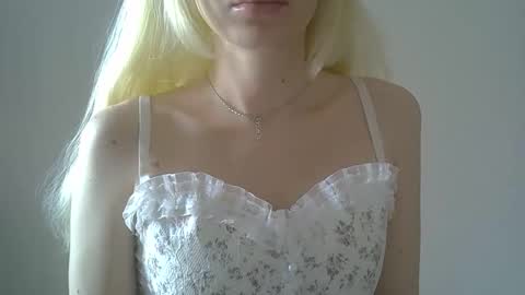 DitaMilton online show from 02-21-26, 08:26