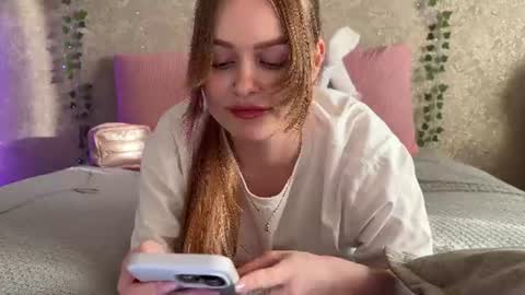 Hannah online show from 06-22-26, 04:15