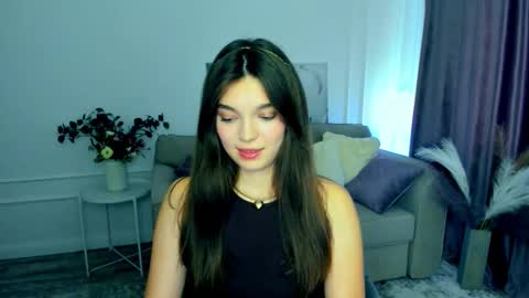 Hannah online show from 09-28-25, 04:40