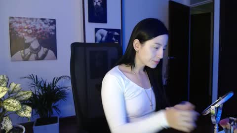 Hera online show from 10-23-25, 10:03