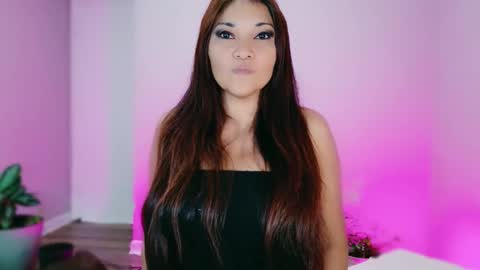 DivineLynn online show from 11-02-25, 07:05