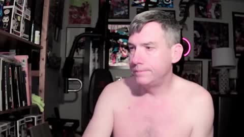 dix_handley_50 online show from 01-07-25, 12:41