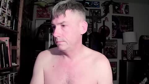 dix_handley_50 online show from 01-30-25, 12:27