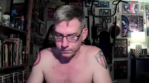 dix_handley_50 online show from 05-03-26, 01:17